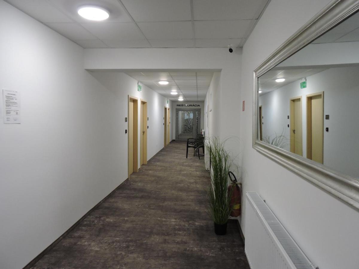 Primma Hotel Moldava nad Bodvou Eksteriør bilde